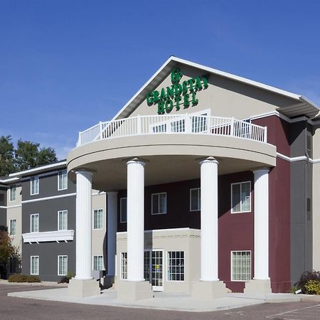 Grandstay Residential Suites Hotel - О Клер Екстериор снимка