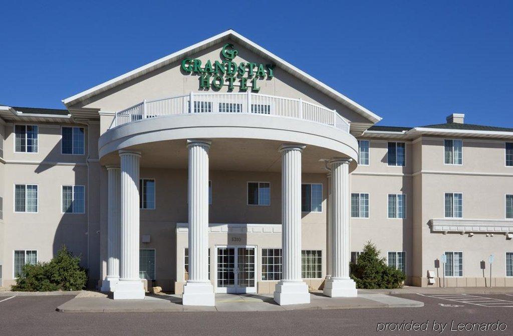 Grandstay Residential Suites Hotel - О Клер Екстериор снимка