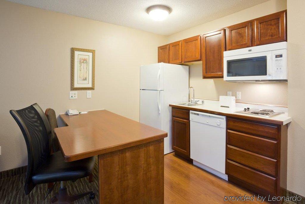 Grandstay Residential Suites Hotel - О Клер Екстериор снимка