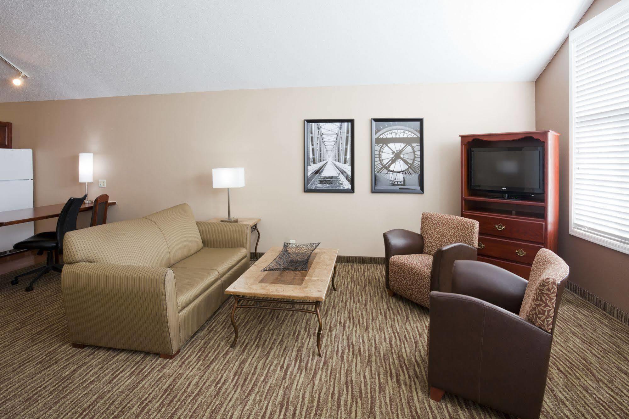 Grandstay Residential Suites Hotel - О Клер Екстериор снимка